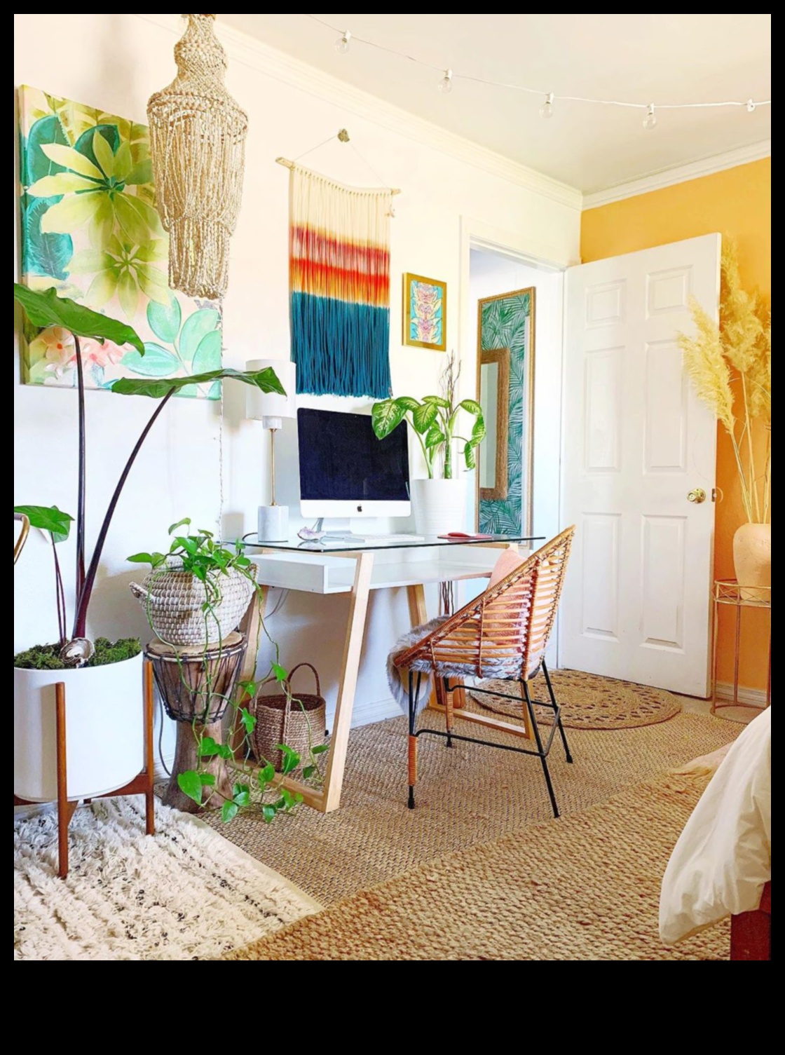 Cum să încorporezi idei de decor Boho Office cu artă artistică de perete Boho?